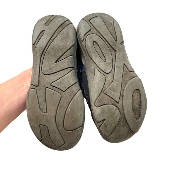 ⭐️ 5 for $25 Oshkosh B’Gosh Grey Blue & Orange Velcro Sneakers 13 M Kids - Picture 8 of 10